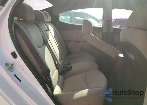 2014 Hyundai Elantra Se из США, поврежденный, VIN 5NPDH4AE3EH520568